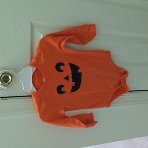 Jack-o'-lantern onesie sz 18 month
